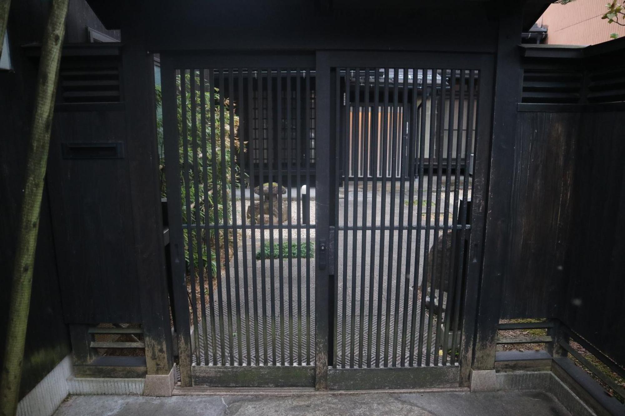 Yoshiki Stay Hida Phòng bức ảnh